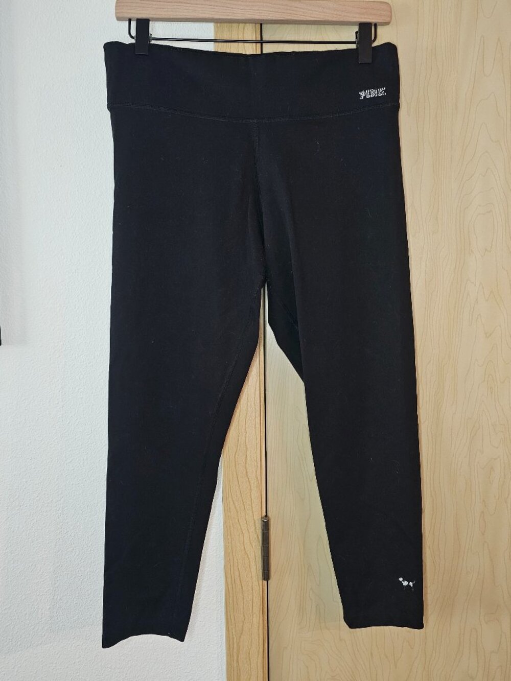 Black leggings